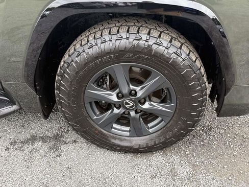 Used 2025 Lexus LX 700h Overtrail image 7