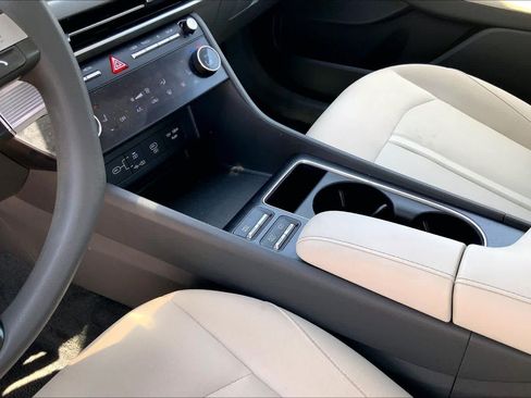 Used 2024 Hyundai Sonata SEL FWD image 17