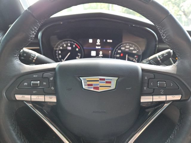 Used 2024 Cadillac XT6 Premium Luxury w/ Technology Package FWD image 23