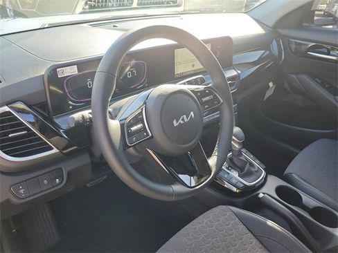 New 2026 Kia Seltos S image 22