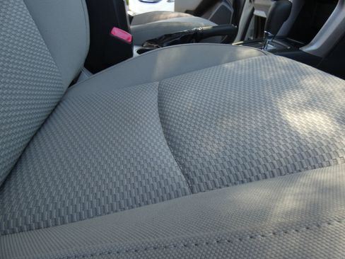 Used 2016 Subaru Forester 2.5i w/ Alloy Wheel Package image 31