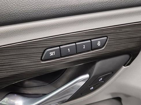 Used 2020 GMC Terrain SLT w/ Preferred Package image 20