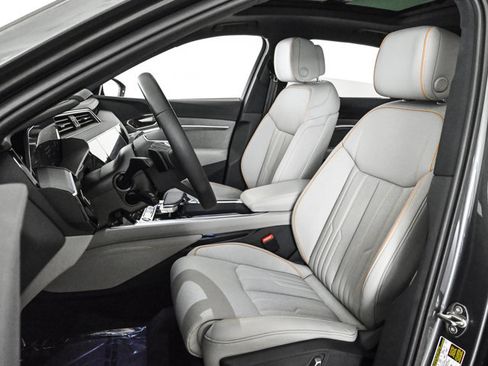 Certified 2024 Audi Q8 e-tron Prestige w/ Prestige Package image 17