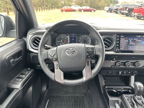 Used 2020 Toyota Tacoma TRD Sport image 23
