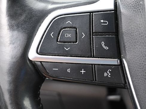 Certified 2021 Toyota Highlander Platinum AWD/4WD image 18