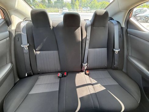 Used 2025 Nissan Sentra SV FWD image 35