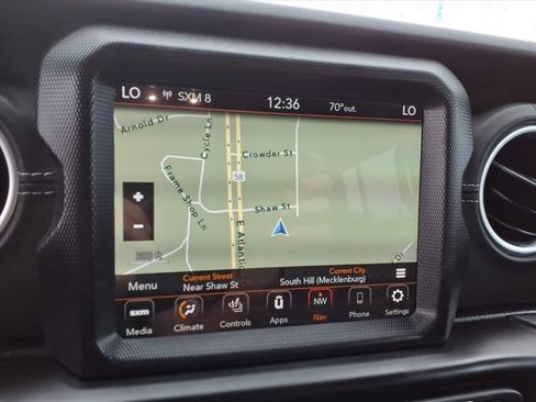 Used 2023 Jeep Wrangler Sahara w/ Cold Weather Group image 19