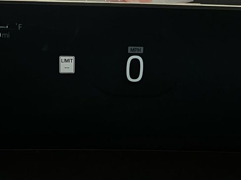 Used 2025 Ford Expedition Platinum image 15