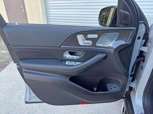 Used 2024 Mercedes-Benz GLS 63 AMG 4MATIC image 50