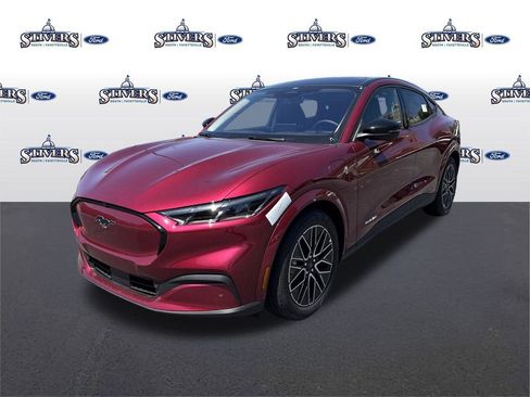 New 2025 Ford Mustang Mach-E Premium image 3