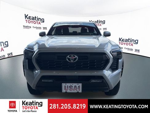 Certified 2024 Toyota Tacoma TRD Off-Road image 2