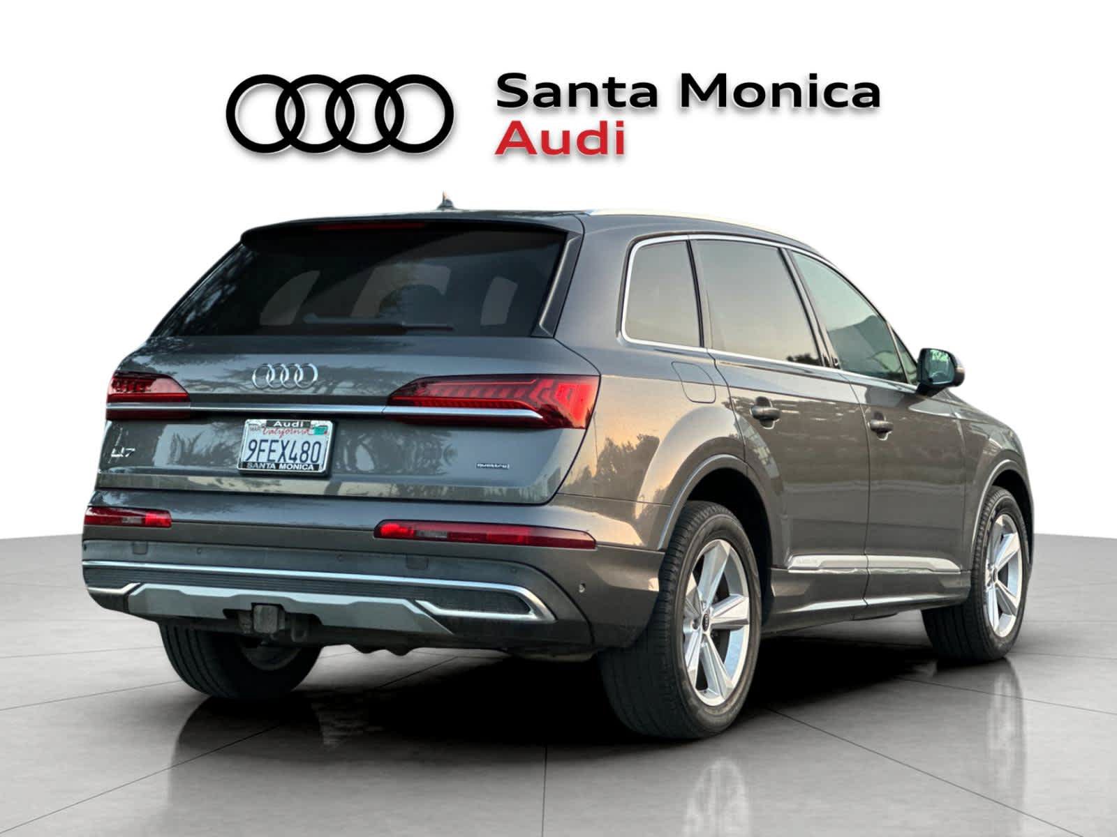 Used 2023 Audi Q7 3.0T Premium w/ Convenience Package AWD/4WD image 2