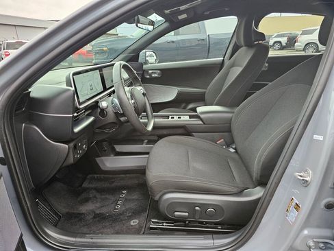 Used 2023 Hyundai Ioniq 6 SE image 18