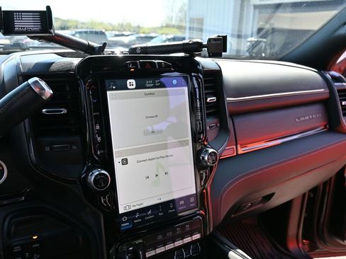 Used 2022 RAM 2500 Limited image 24