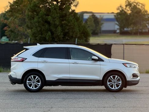 Used 2019 Ford Edge SEL w/ Equipment Group 201A AWD/4WD image 7