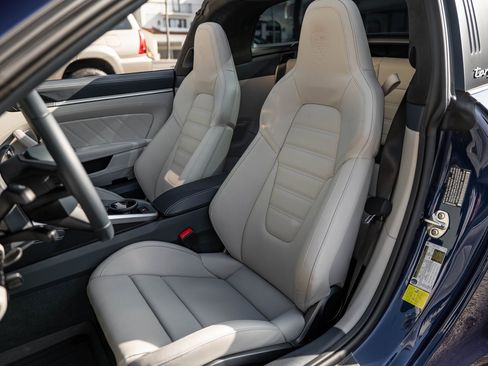 Used 2024 Porsche 911 Targa 4 GTS image 24