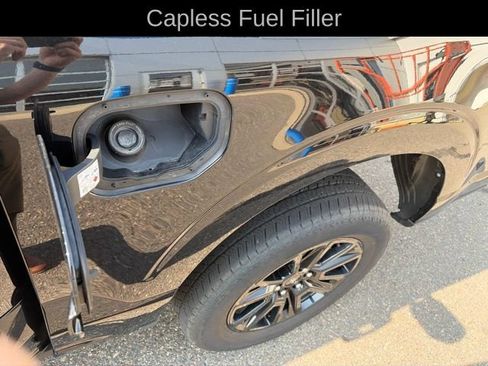Used 2025 Ford F150 Platinum w/ Equipment Group 702A High AWD/4WD image 13