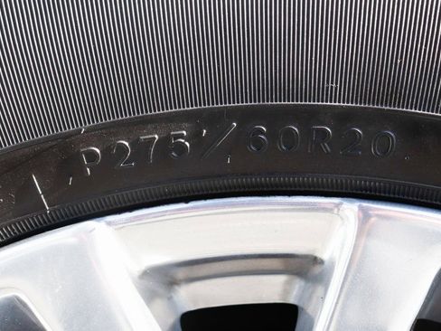 Used 2020 GMC Sierra 1500 SLT w/ SLT Premium Package image 46