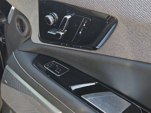 New 2025 Cadillac Optiq Sport 1 image 14