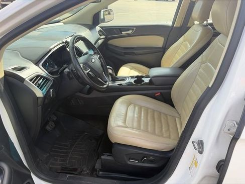 Used 2015 Ford Edge SEL w/ Equipment Group 201A AWD/4WD image 9