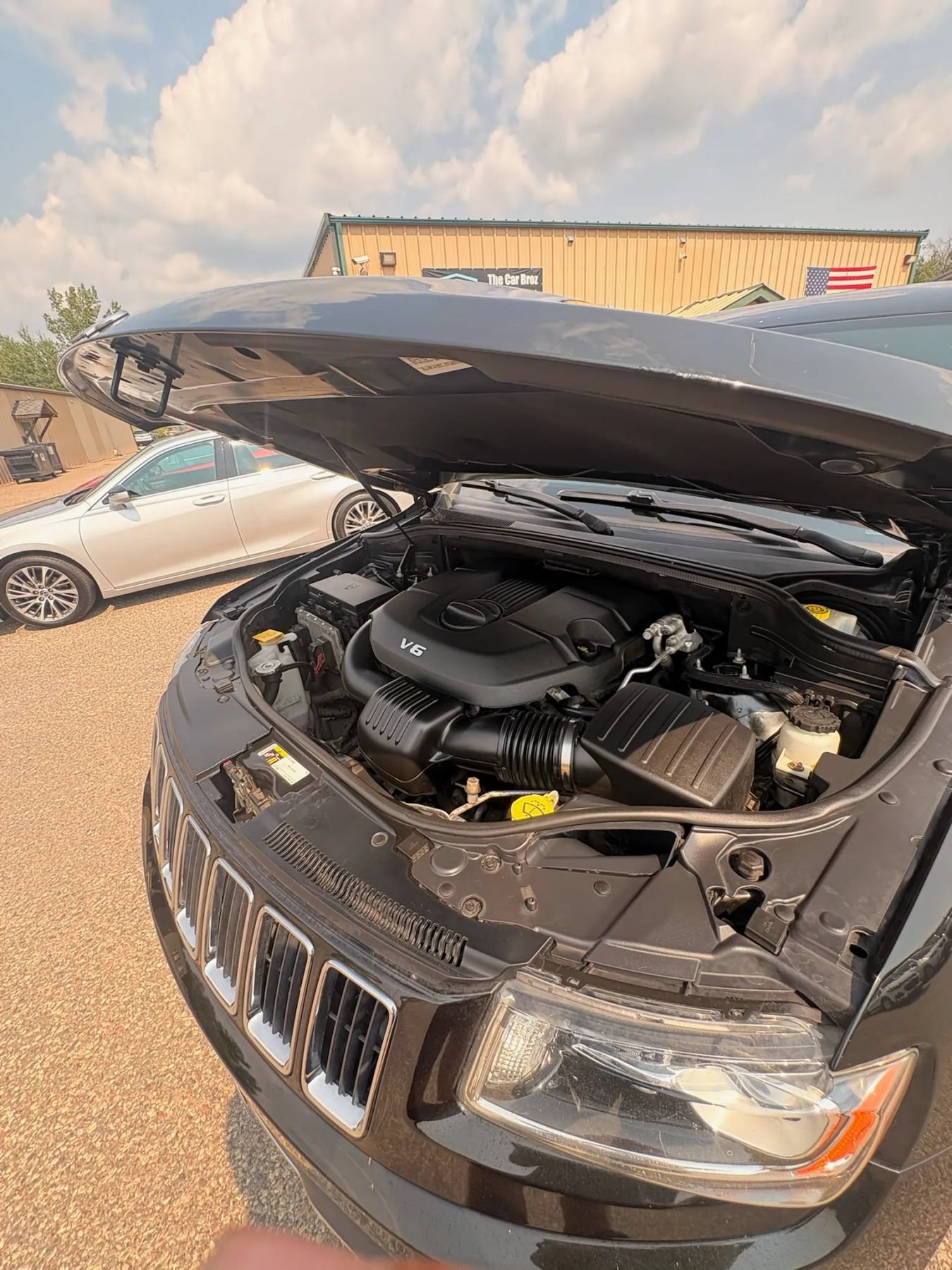 Used 2015 Jeep Grand Cherokee Limited AWD/4WD image 48