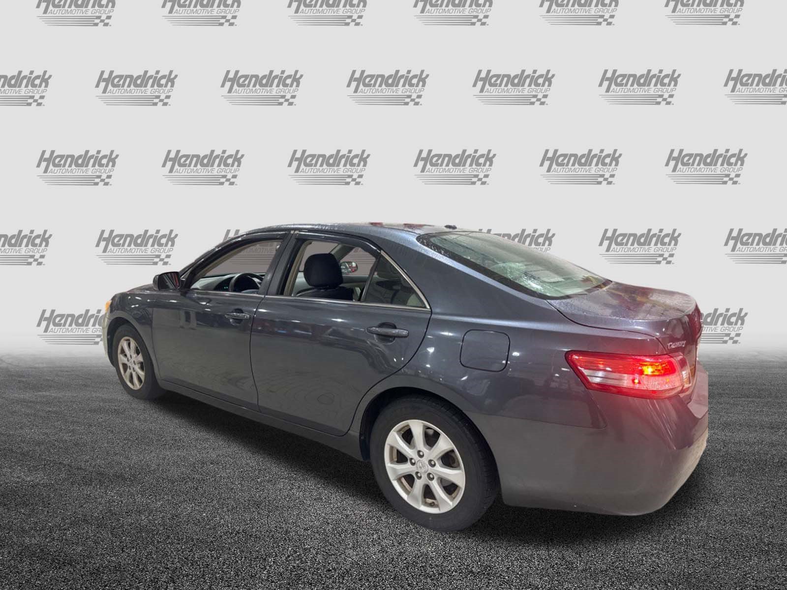 Used 2010 Toyota Camry LE FWD image 43
