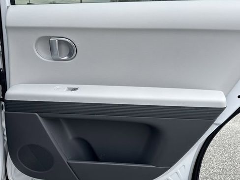 Certified 2022 Hyundai Ioniq 5 SE image 16