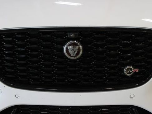 Used 2022 Jaguar F-PACE SVR AWD/4WD image 31