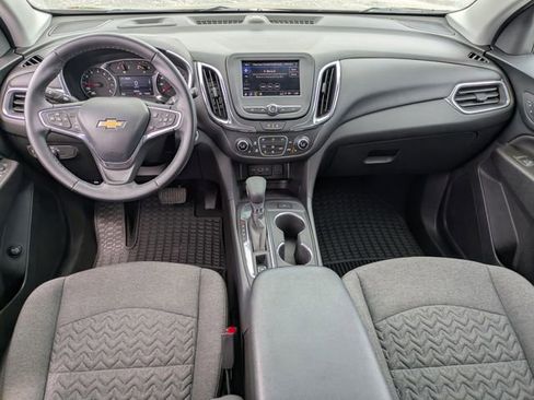 Certified 2024 Chevrolet Equinox LT w/ LPO, Floor Liner Package image 18