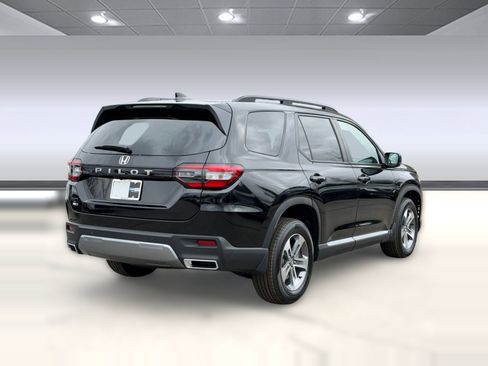 New 2026 Honda Pilot EX-L image 7