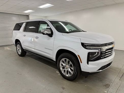 New 2026 Chevrolet Suburban Premier image 3