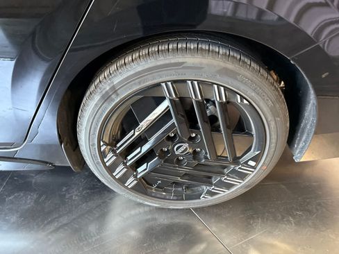 Used 2026 Nissan Sentra SR w/ Floor Mat Package FWD image 10