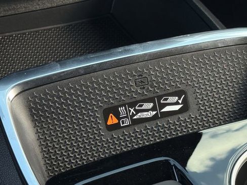 New 2026 Chevrolet Equinox LT w/ Convenience Package II image 18