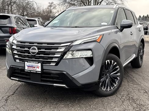 New 2025 Nissan Rogue Platinum w/ Tech Package AWD/4WD image 42