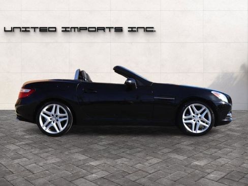 Used 2013 Mercedes-Benz SLK 250 image 9