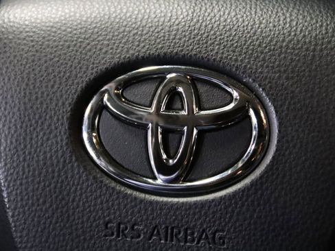 Used 2021 Toyota Highlander Limited image 43