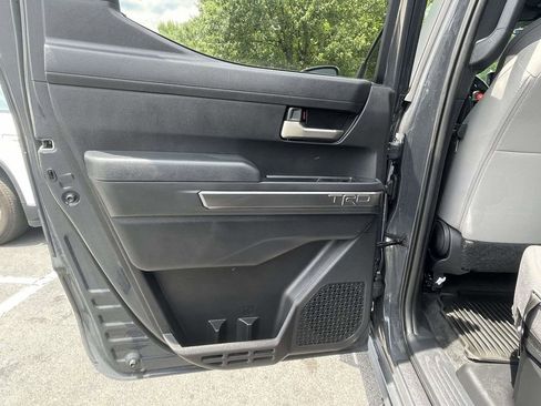 Used 2024 Toyota Tacoma TRD Sport AWD/4WD image 17