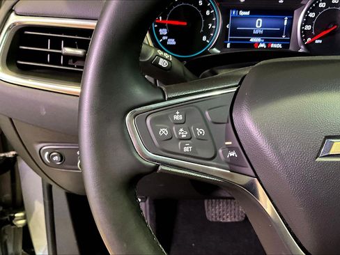 Used 2024 Chevrolet Equinox LT image 11