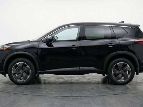 Used 2025 Nissan Rogue SV AWD/4WD image 5