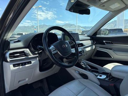 Used 2020 Kia Telluride EX w/ EX Premium Package FWD image 9