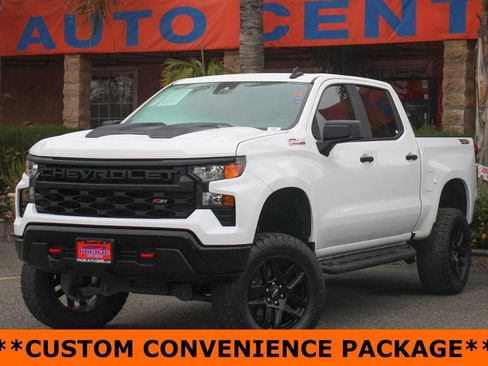 Used 2024 Chevrolet Silverado 1500 Custom Trail Boss AWD/4WD image 4