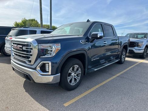 Used 2022 GMC Sierra 1500 SLT w/ X31 Off-Road Package AWD/4WD image 15