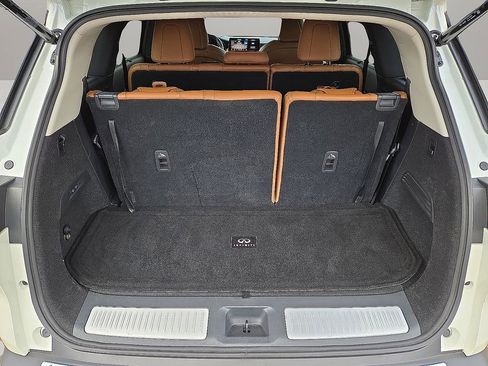 Used 2022 INFINITI QX60 Sensory w/ Vision Package image 14