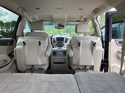 Used 2018 GMC Yukon Denali image 20