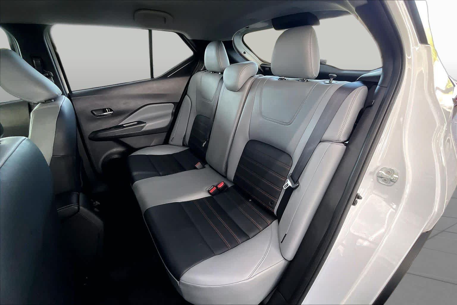 Certified 2024 Nissan Kicks SR w/ SR Premium Package FWD image 19