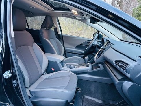 Used 2025 Subaru Forester Sport image 23