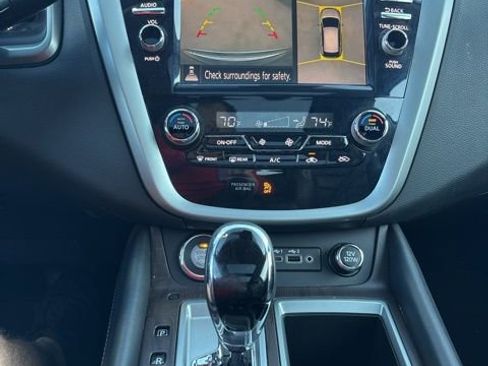 Certified 2019 Nissan Murano Platinum w/ Cargo Package image 9
