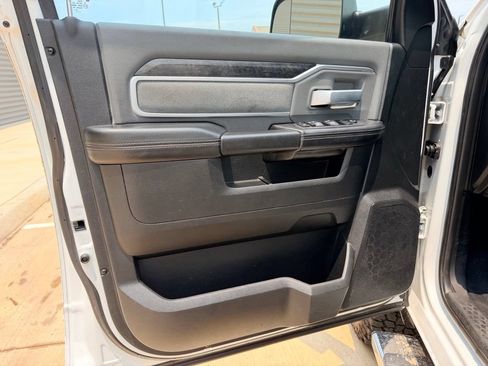 Used 2021 RAM 2500 Big Horn AWD/4WD image 18