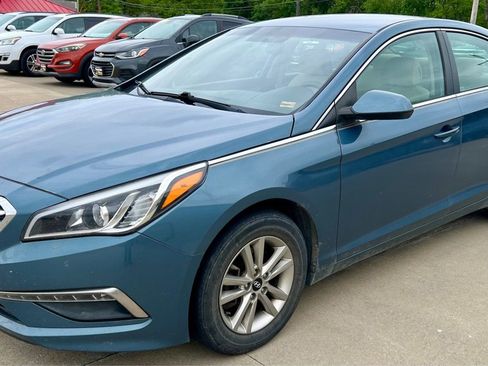 Used 2015 Hyundai Sonata SE FWD image 3