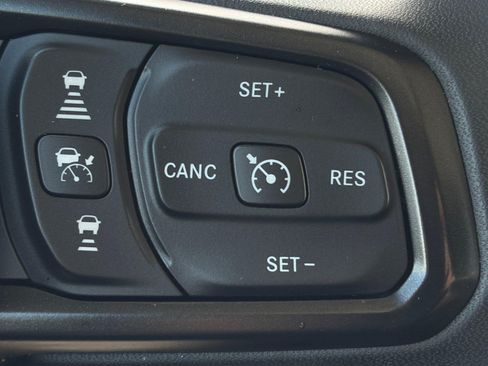 Used 2024 Jeep Wrangler Unlimited Sport AWD/4WD image 27